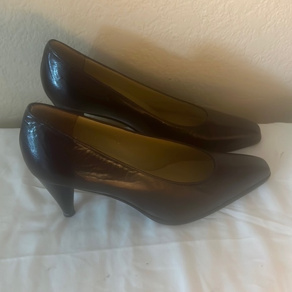 Classic shoes - Picture 2 of 4